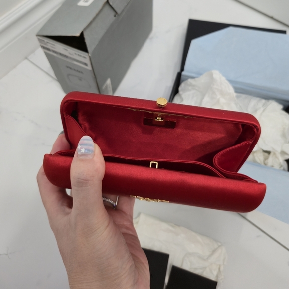 BNIB Authentic Prada Red Satin Box Clutch Bag - Picture 10 of 13